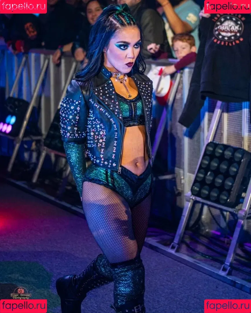 Rok-C - WWE NXT / Roxanne Perez / roxanne_wwe Onlyfans Photo Gallery 