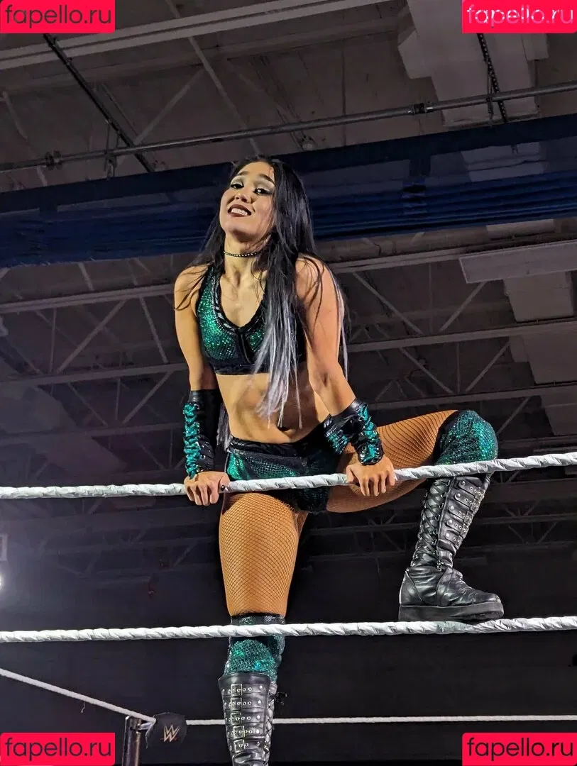 Rok-C - WWE NXT / Roxanne Perez / roxanne_wwe Onlyfans Photo Gallery 