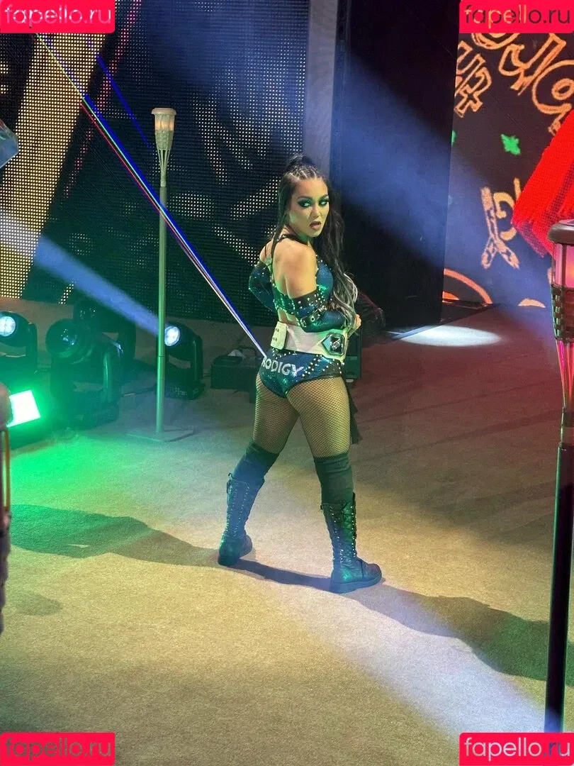 Rok-C - WWE NXT / Roxanne Perez / roxanne_wwe Onlyfans Photo Gallery 