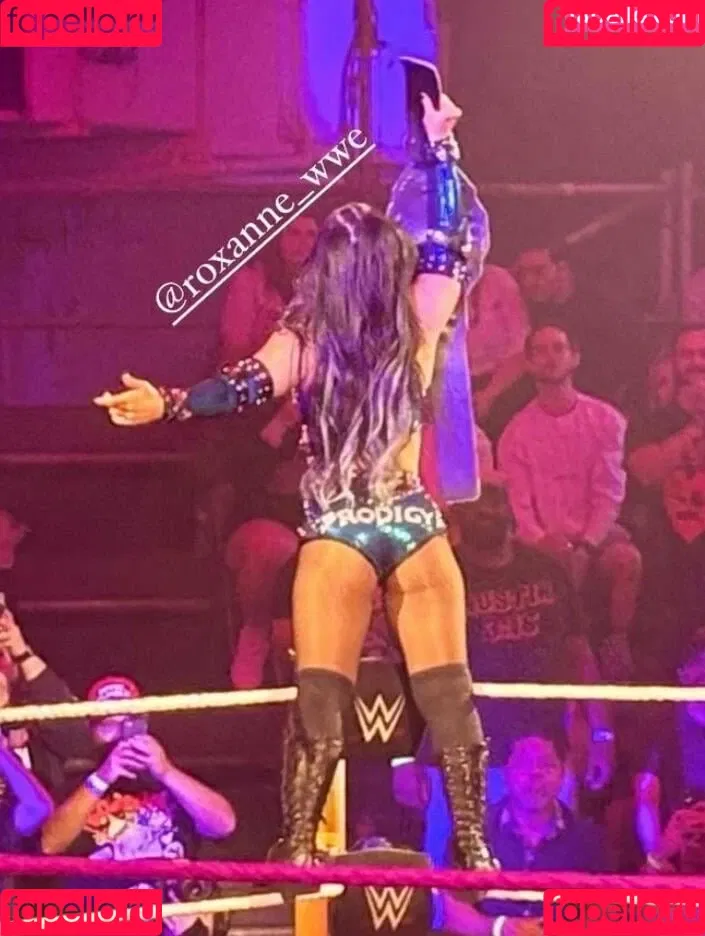 Rok-C - WWE NXT / Roxanne Perez / roxanne_wwe Onlyfans Photo Gallery 