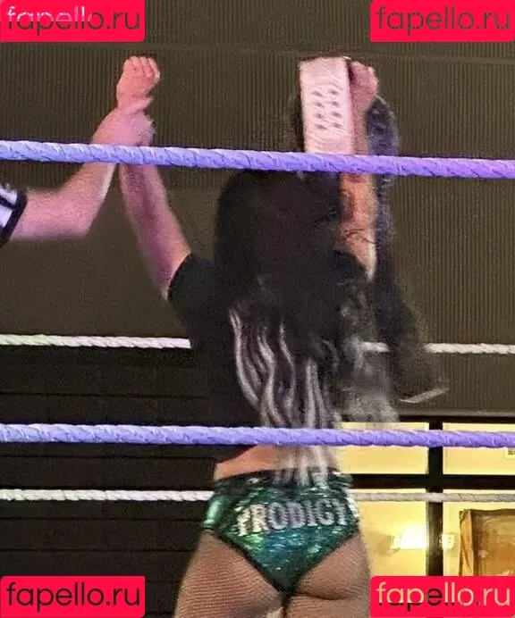 Rok-C - WWE NXT / Roxanne Perez / roxanne_wwe Onlyfans Photo Gallery 