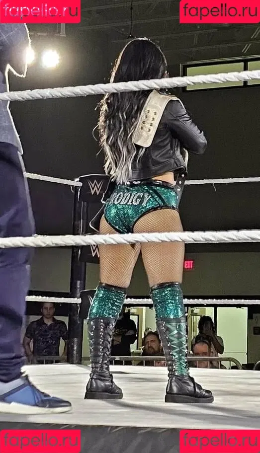 Rok-C - WWE NXT / Roxanne Perez / roxanne_wwe Onlyfans Photo Gallery 