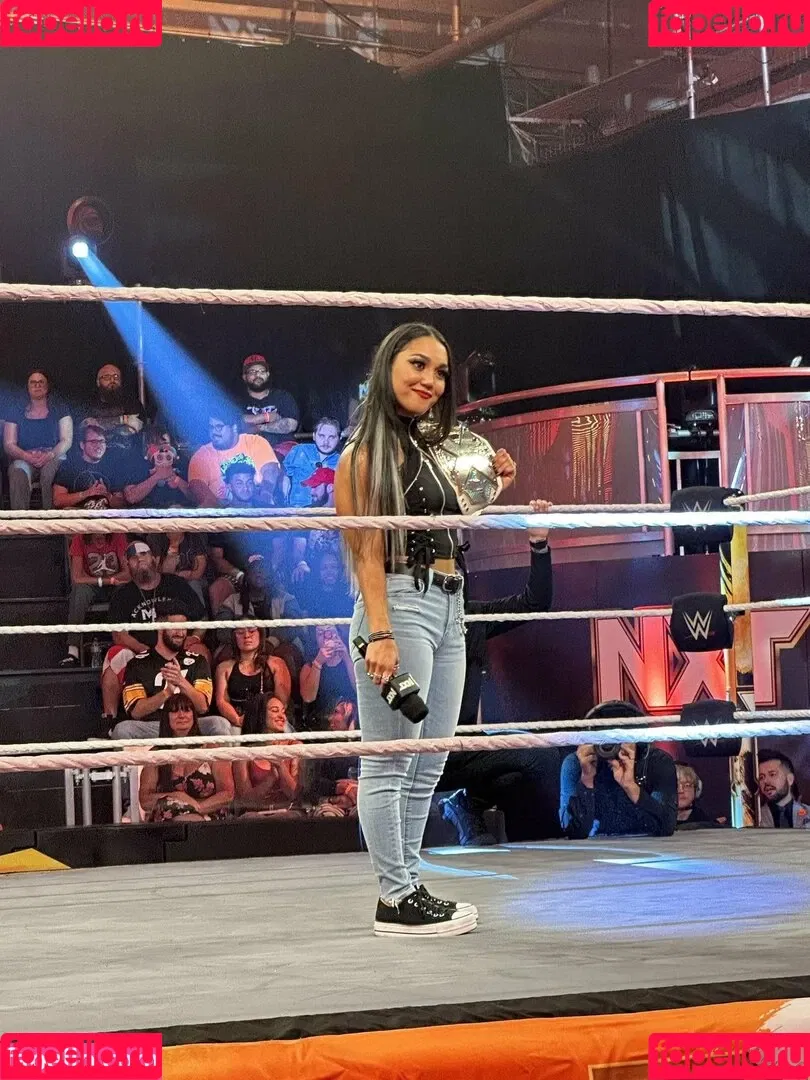 Rok-C - WWE NXT / Roxanne Perez / roxanne_wwe Onlyfans Photo Gallery 