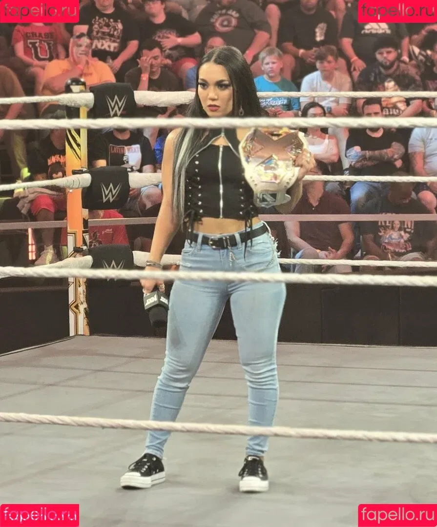 Rok-C - WWE NXT / Roxanne Perez / roxanne_wwe Onlyfans Photo Gallery 