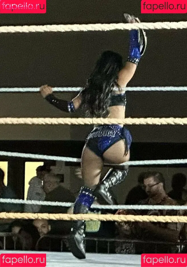 Rok-C - WWE NXT / Roxanne Perez / roxanne_wwe Onlyfans Photo Gallery 