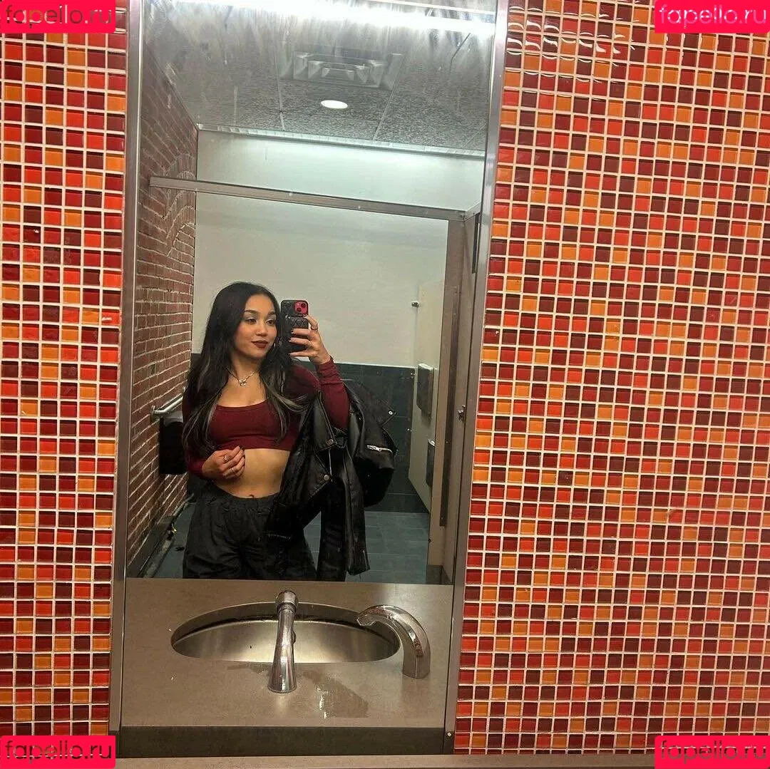Rok-C - WWE NXT / Roxanne Perez / roxanne_wwe Onlyfans Photo Gallery 