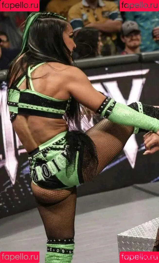 Rok-C - WWE NXT / Roxanne Perez / roxanne_wwe Onlyfans Photo Gallery 