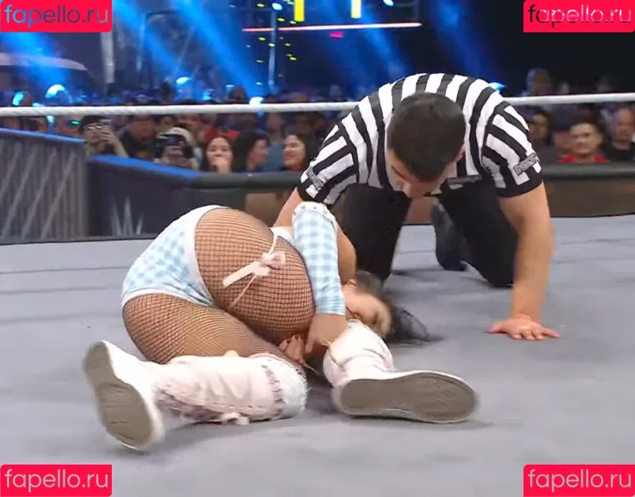 Rok-C - WWE NXT / Roxanne Perez / roxanne_wwe Onlyfans Photo Gallery 