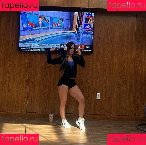 Rok-C - WWE NXT / Roxanne Perez / roxanne_wwe Onlyfans Photo Gallery 