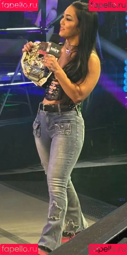 Rok-C - WWE NXT / Roxanne Perez / roxanne_wwe Onlyfans Photo Gallery 