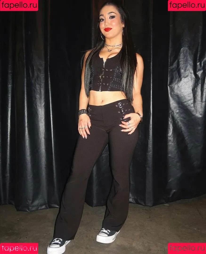 Rok-C - WWE NXT / Roxanne Perez / roxanne_wwe Onlyfans Photo Gallery 