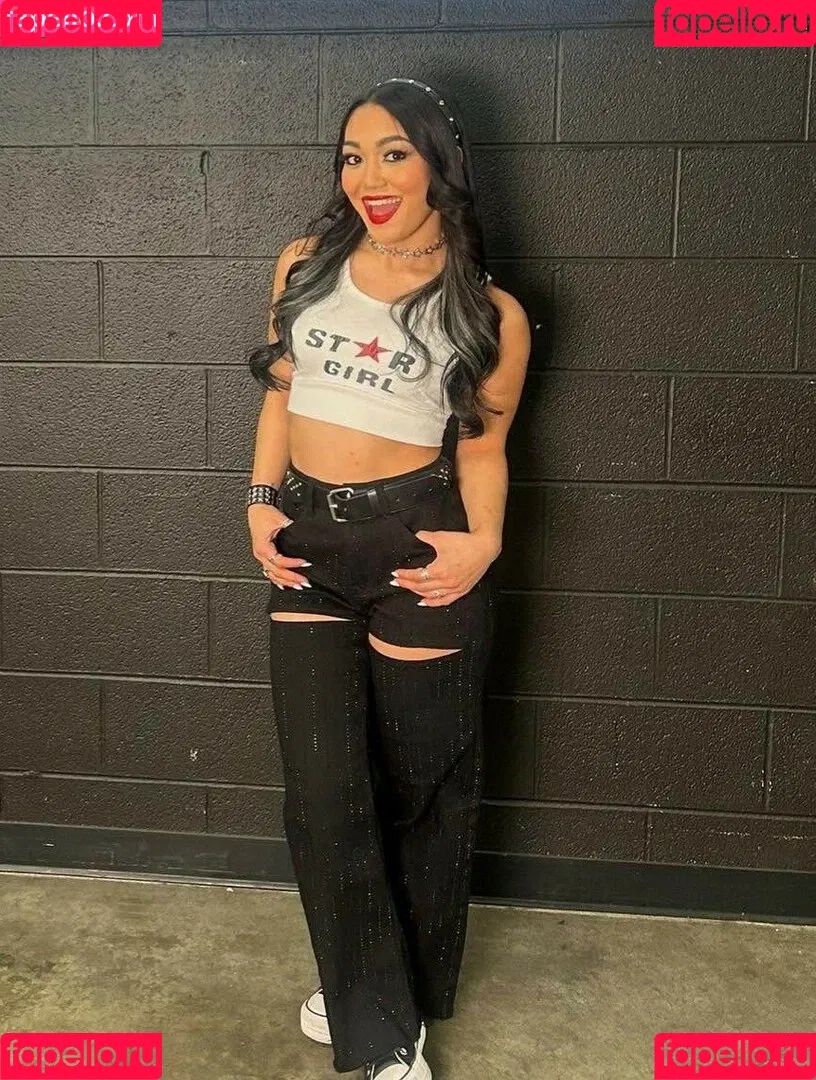 Rok-C - WWE NXT / Roxanne Perez / roxanne_wwe Onlyfans Photo Gallery 