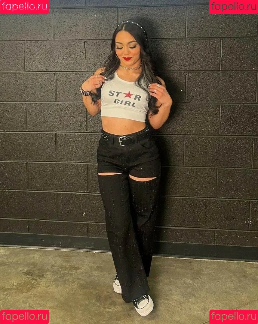 Rok-C - WWE NXT / Roxanne Perez / roxanne_wwe Onlyfans Photo Gallery 