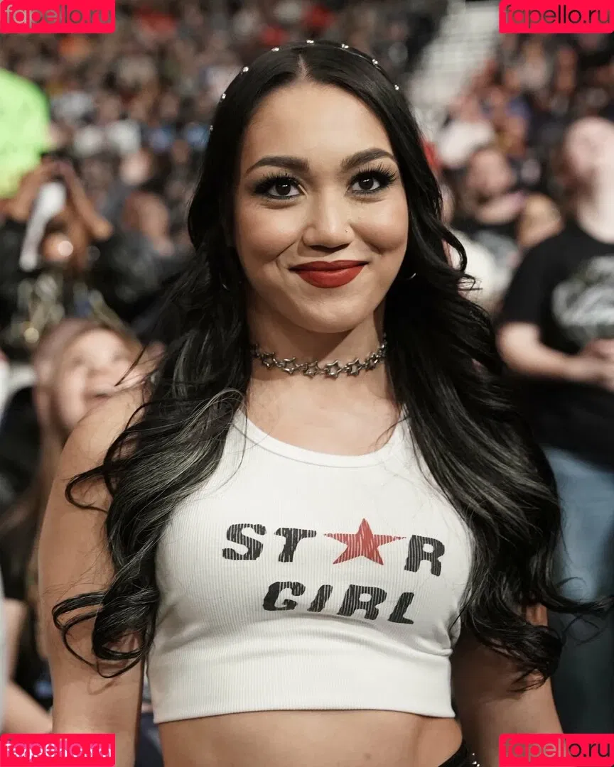 Rok-C - WWE NXT / Roxanne Perez / roxanne_wwe Onlyfans Photo Gallery 