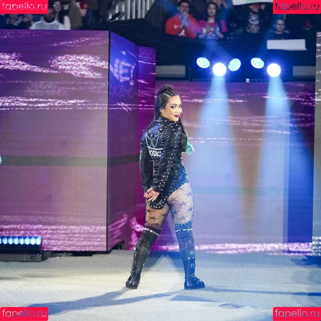 Rok-C - WWE NXT / Roxanne Perez / roxanne_wwe Onlyfans Photo Gallery 