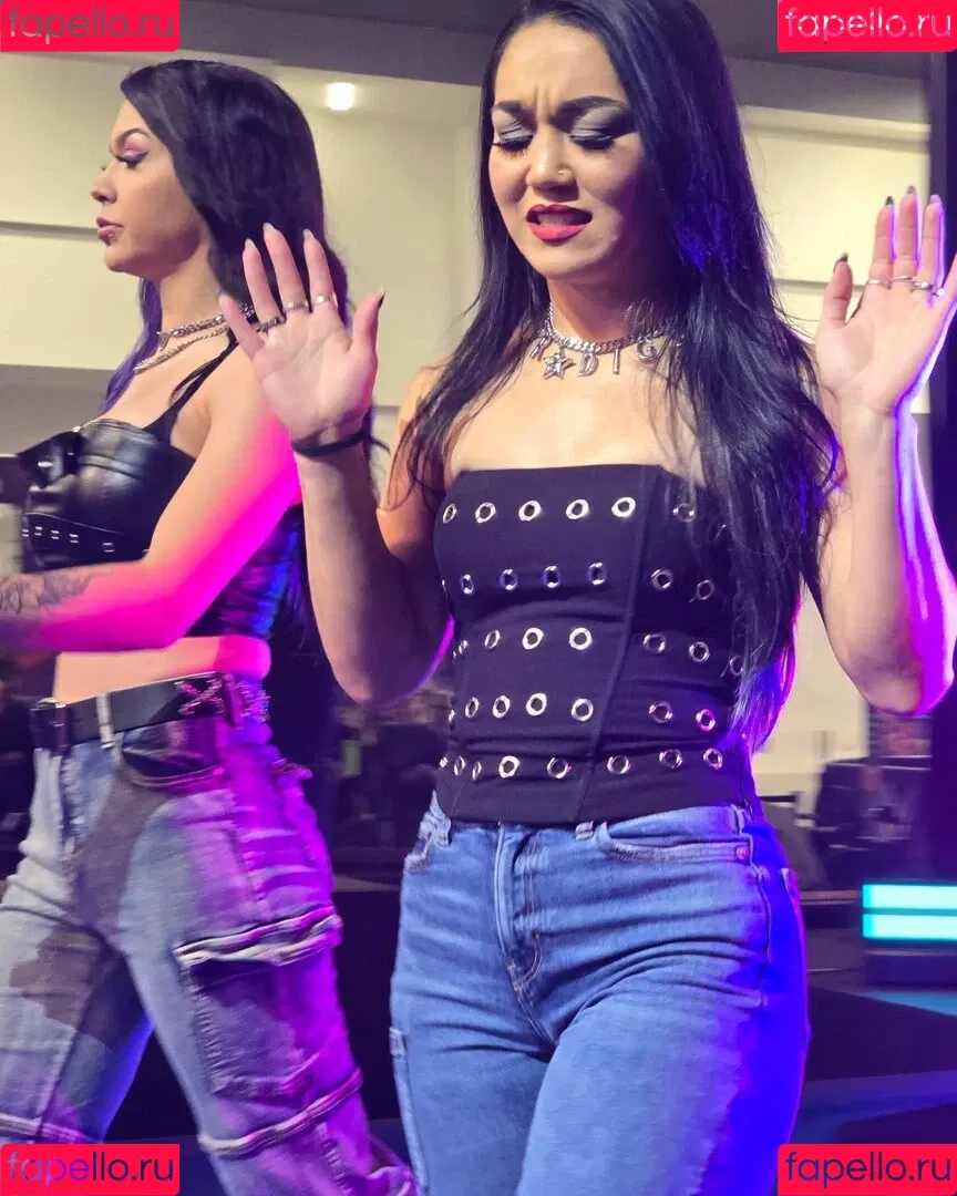 Rok-C - WWE NXT / Roxanne Perez / roxanne_wwe Onlyfans Photo Gallery 