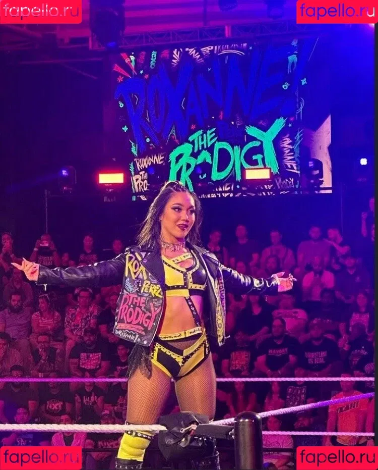 Rok-C - WWE NXT / Roxanne Perez / roxanne_wwe Onlyfans Photo Gallery 
