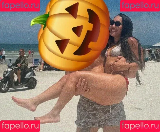 Rok-C - WWE NXT / Roxanne Perez / roxanne_wwe Onlyfans Photo Gallery 