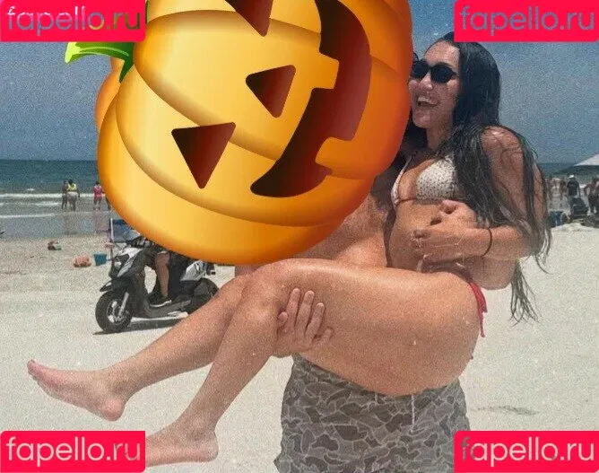 Rok-C - WWE NXT / Roxanne Perez / roxanne_wwe Onlyfans Photo Gallery 