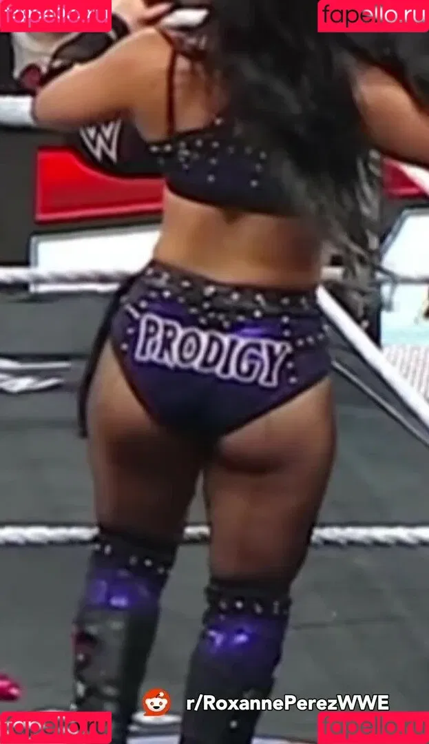 Rok-C - WWE NXT / Roxanne Perez / roxanne_wwe Onlyfans Photo Gallery 