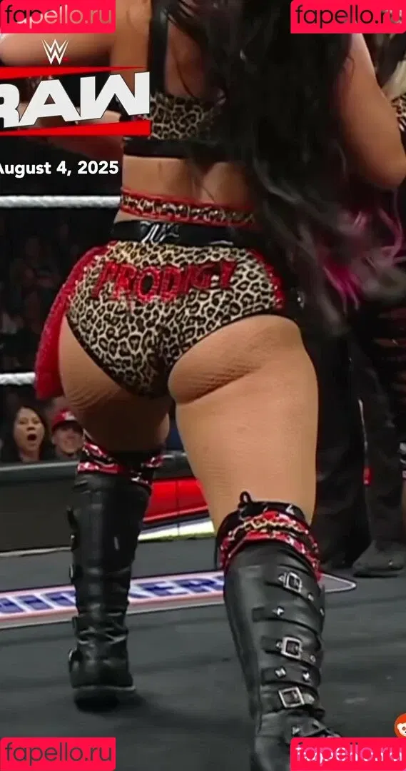 Rok-C - WWE NXT / Roxanne Perez / roxanne_wwe Onlyfans Photo Gallery 