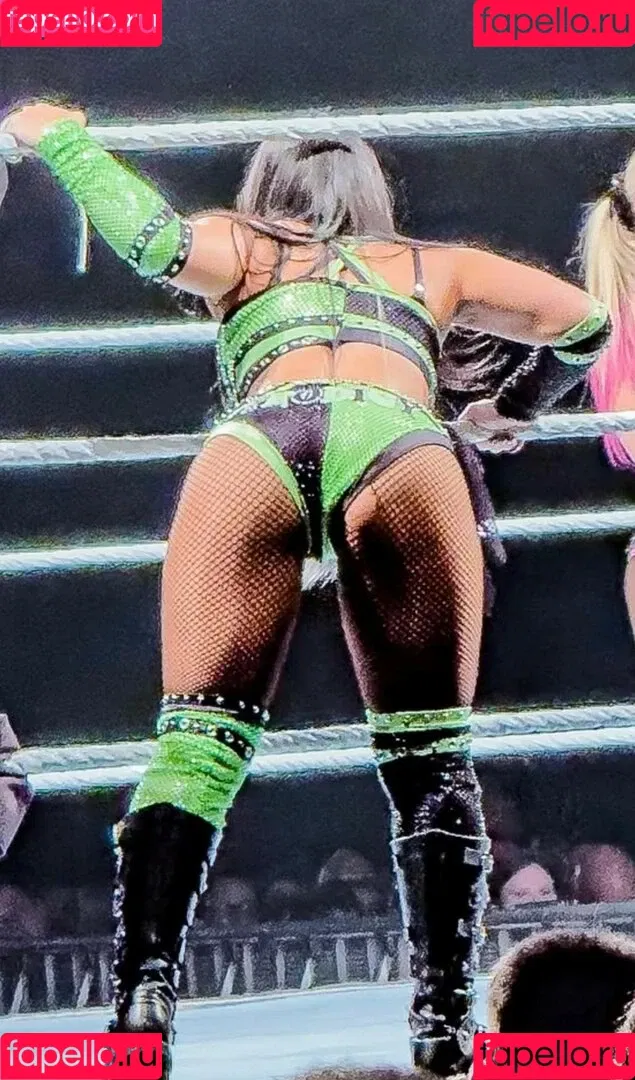 Rok-C - WWE NXT / Roxanne Perez / roxanne_wwe Onlyfans Photo Gallery 