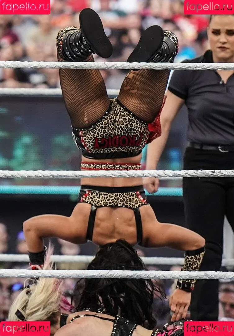 Rok-C - WWE NXT / Roxanne Perez / roxanne_wwe Onlyfans Photo Gallery 