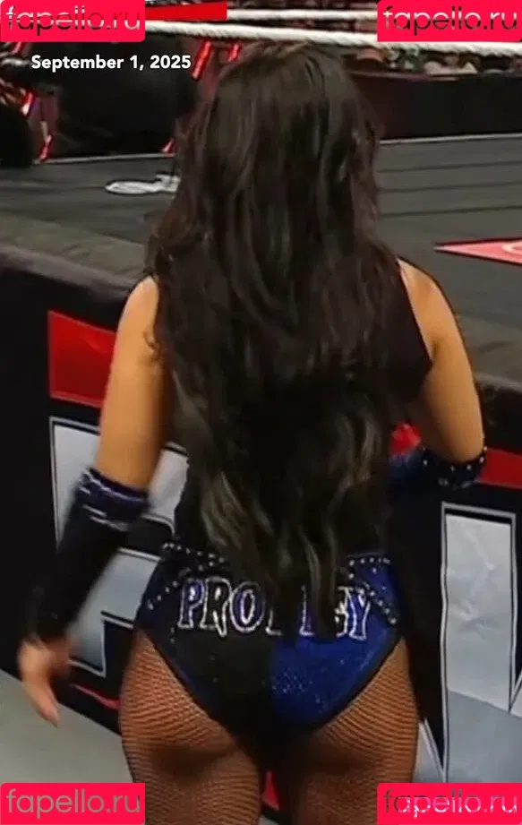 Rok-C - WWE NXT / Roxanne Perez / roxanne_wwe Onlyfans Photo Gallery 