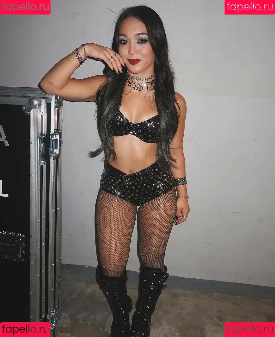 Rok-C - WWE NXT / Roxanne Perez / roxanne_wwe Onlyfans Photo Gallery 
