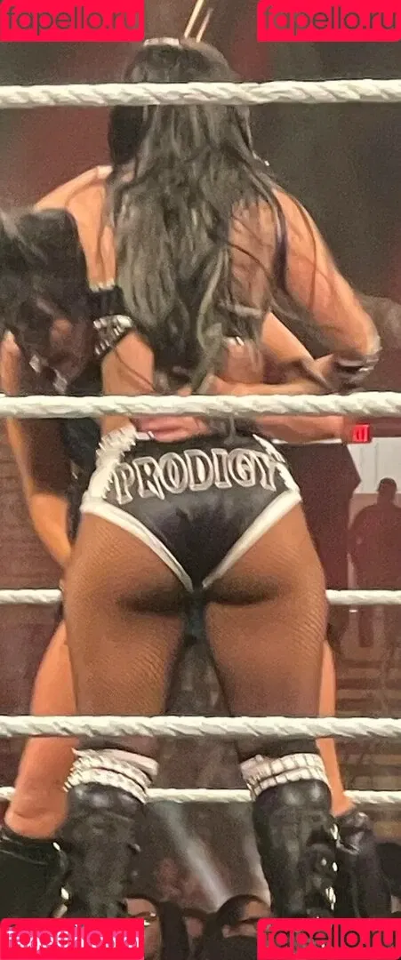 Rok-C - WWE NXT / Roxanne Perez / roxanne_wwe Onlyfans Photo Gallery 