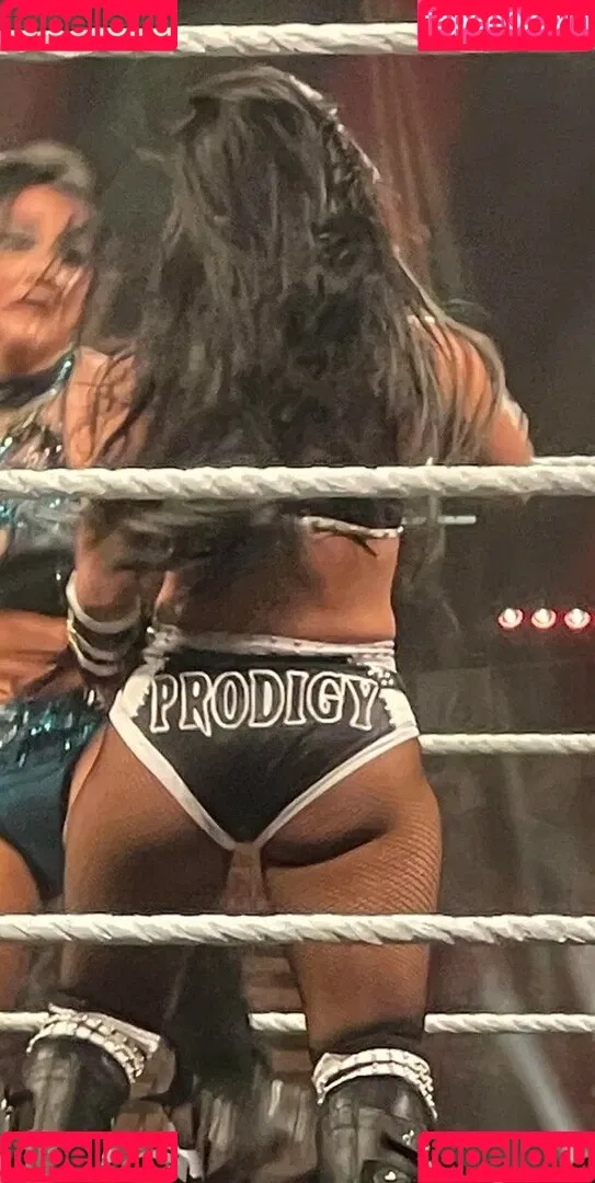 Rok-C - WWE NXT / Roxanne Perez / roxanne_wwe Onlyfans Photo Gallery 
