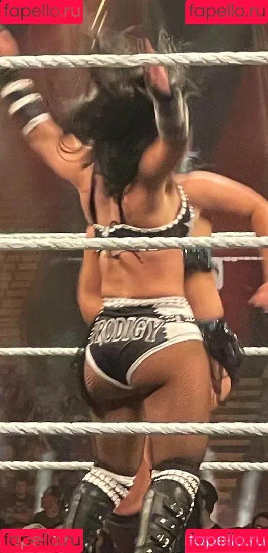 Rok-C - WWE NXT / Roxanne Perez / roxanne_wwe Onlyfans Photo Gallery 