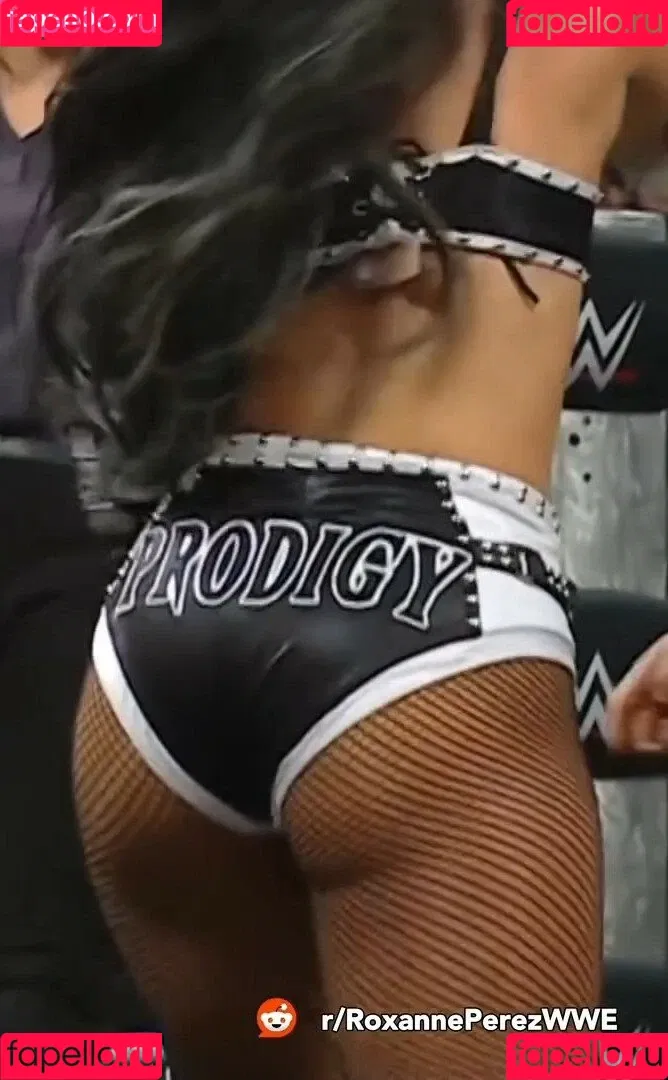 Rok-C - WWE NXT / Roxanne Perez / roxanne_wwe Onlyfans Photo Gallery 