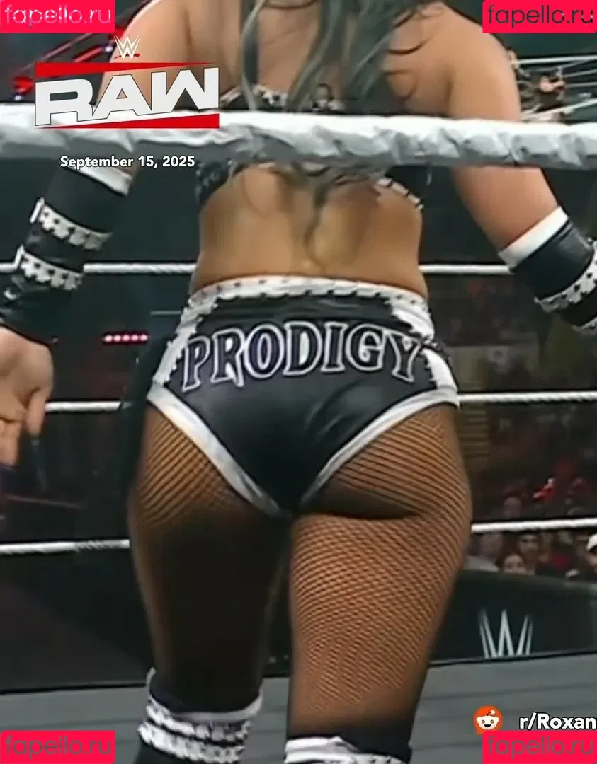 Rok-C - WWE NXT / Roxanne Perez / roxanne_wwe Onlyfans Photo Gallery 