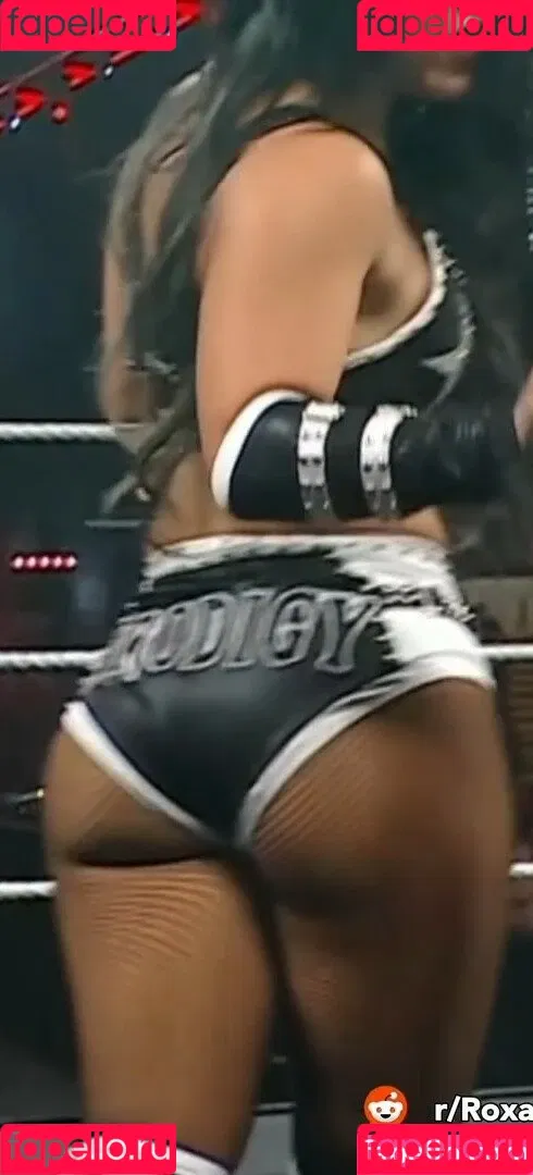 Rok-C - WWE NXT / Roxanne Perez / roxanne_wwe Onlyfans Photo Gallery 