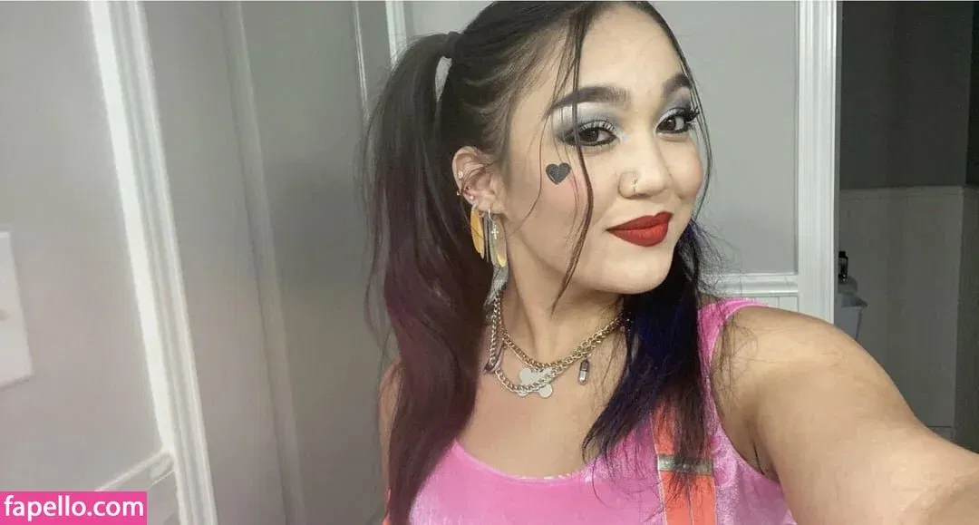 Rok-C - WWE NXT / Roxanne Perez / roxanne_wwe Onlyfans Photo Gallery 