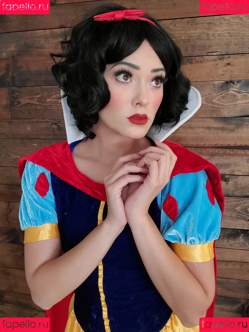 Joanie Brosas / JoanieBrosas Onlyfans Photo Gallery 