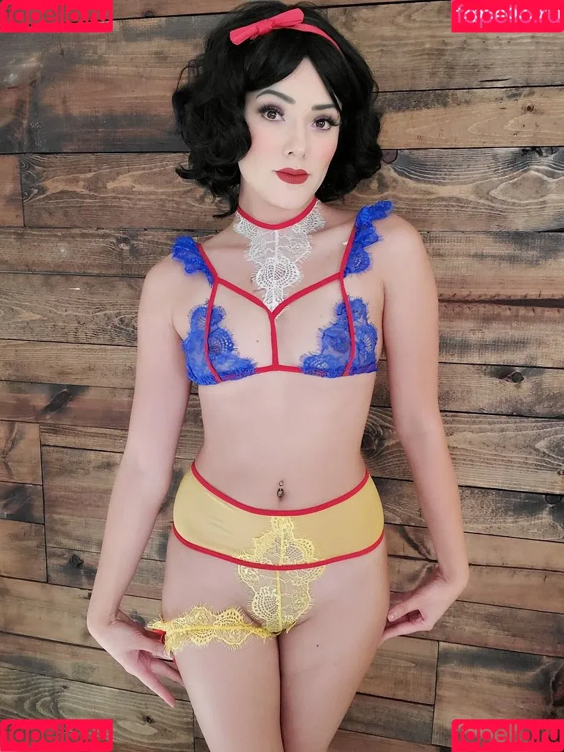 Joanie Brosas / JoanieBrosas Onlyfans Photo Gallery 