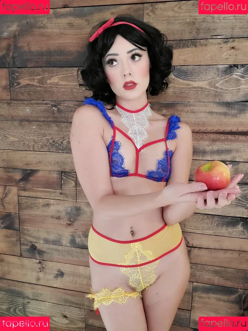 Joanie Brosas / JoanieBrosas Onlyfans Photo Gallery 