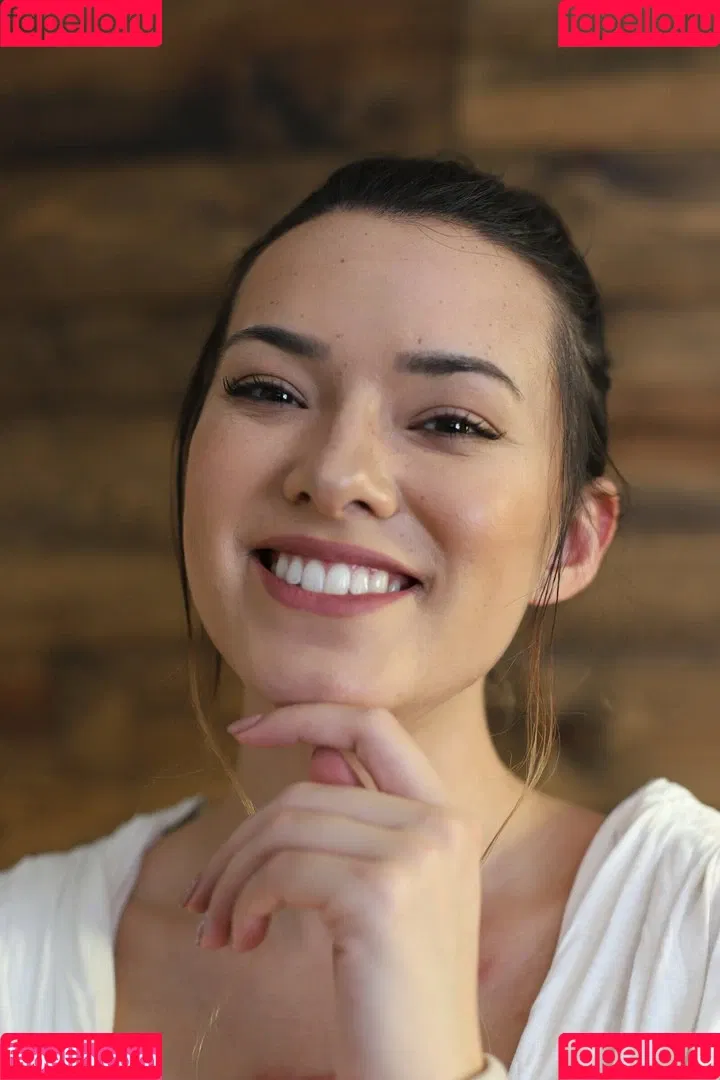 Joanie Brosas / JoanieBrosas Onlyfans Photo Gallery 