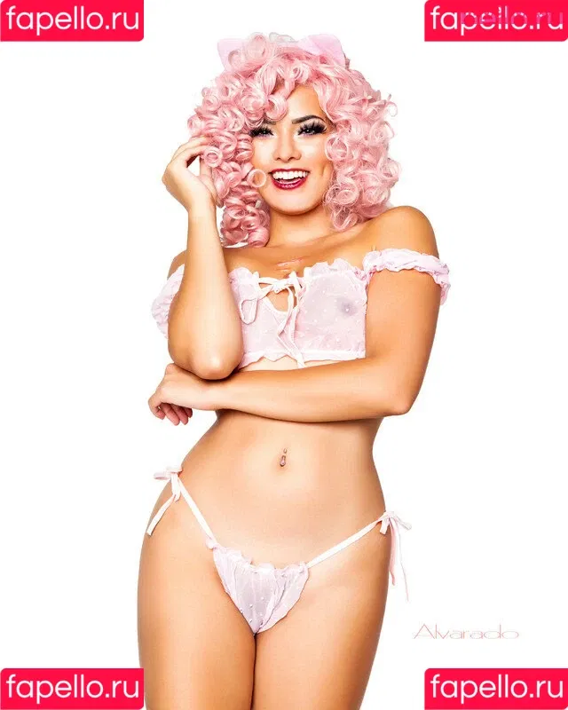 Joanie Brosas / JoanieBrosas Onlyfans Photo Gallery 