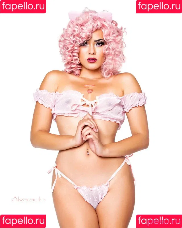 Joanie Brosas / JoanieBrosas Onlyfans Photo Gallery 