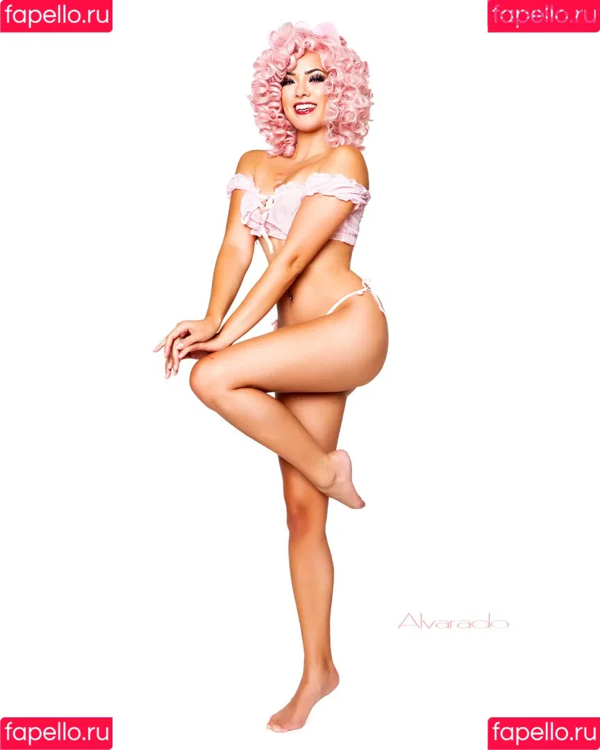 Joanie Brosas / JoanieBrosas Onlyfans Photo Gallery 