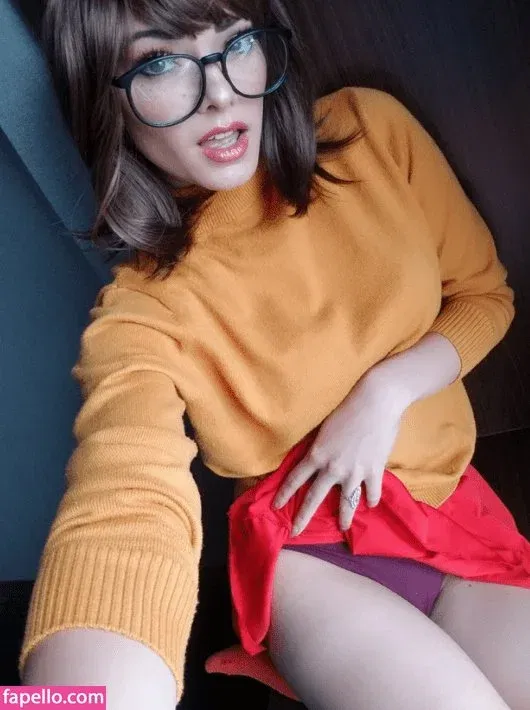 Joanie Brosas / JoanieBrosas Onlyfans Photo Gallery 