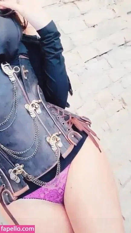 Joanie Brosas / JoanieBrosas Onlyfans Photo Gallery 