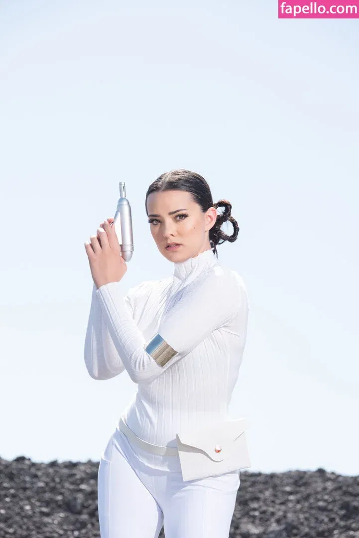 Joanie Brosas / JoanieBrosas Onlyfans Photo Gallery 