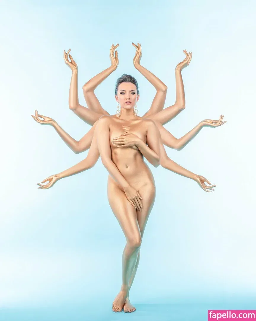 Joanie Brosas / JoanieBrosas Onlyfans Photo Gallery 