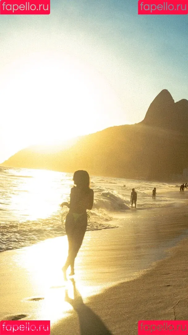 Valentina Bandeira / valenbandeira Onlyfans Photo Gallery 