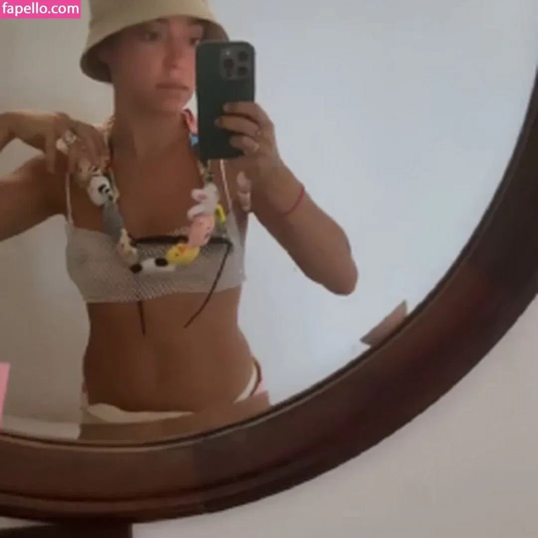 Valentina Bandeira / valenbandeira Onlyfans Photo Gallery 