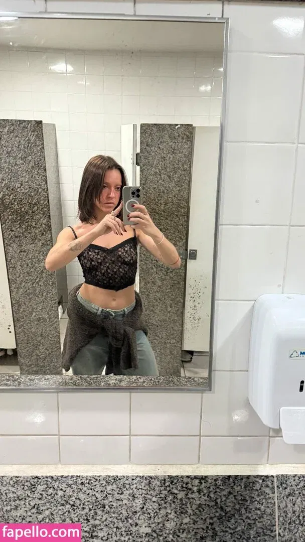 Valentina Bandeira / valenbandeira Onlyfans Photo Gallery 